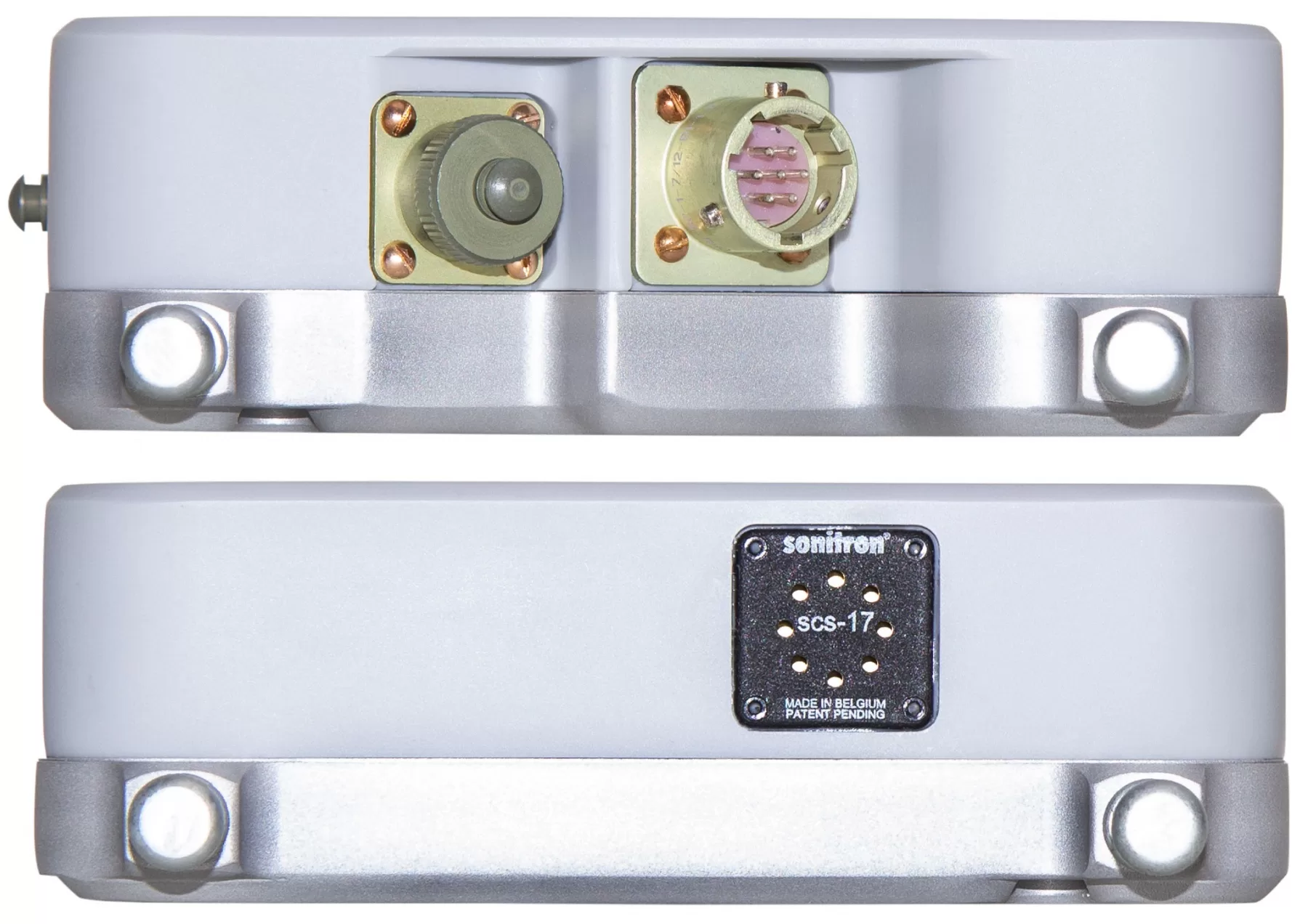 Cesium walking magnetometer-gradiometer QuantumMag5